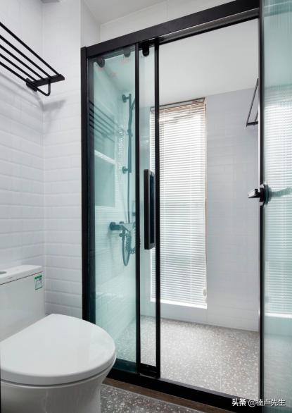 70平米简装3万全包-70平米的房子装修需要多少代水泥和沙子啊？