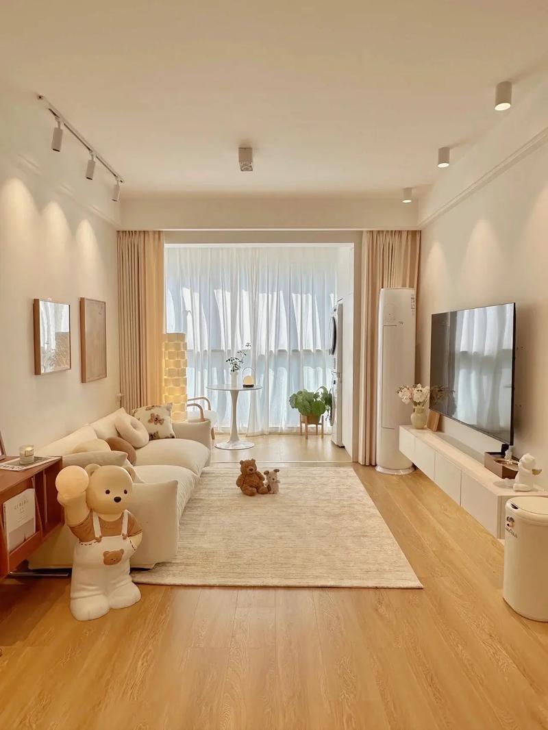 小户型家居设计效果图-小户型大白墙搭配什么家具显得宽敞？