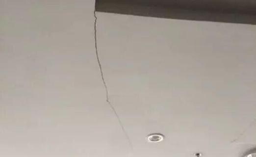 装修吊顶开裂正常吗-吊顶开裂是普遍现象吗？