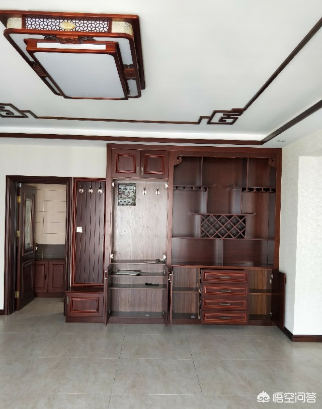 装修吊顶大概需要多少钱-客厅装修吊顶一个平方多少钱？