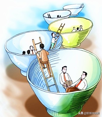 无设计不装修可以吗-现代装修似乎开始流行一股风潮，客厅无主灯的设计，你喜欢吗？