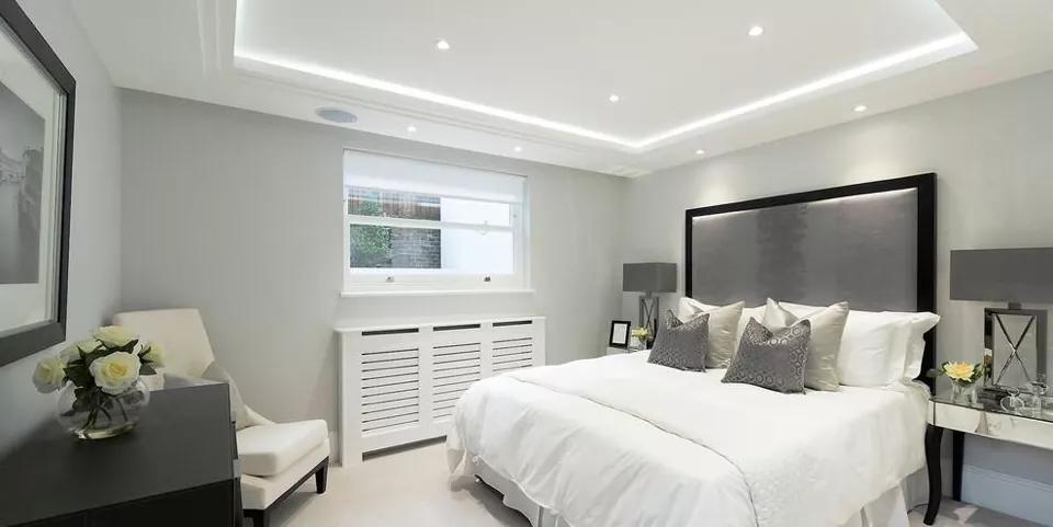 100平简装得多少钱-100平房子装修乳胶漆和集成板哪个划算？