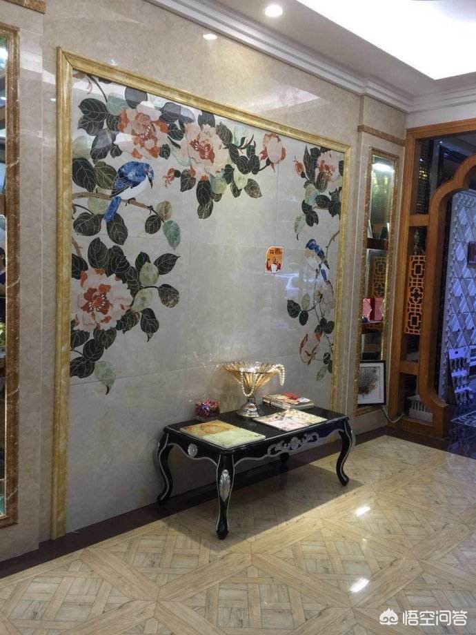 大宅装修效果图-农村的两层小别墅怎么装修好？客厅全屋贴瓷砖，电视背景墙该怎么设计？