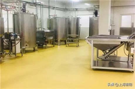 墙面装修大约多少一平米-岩板装修全包费用明细？