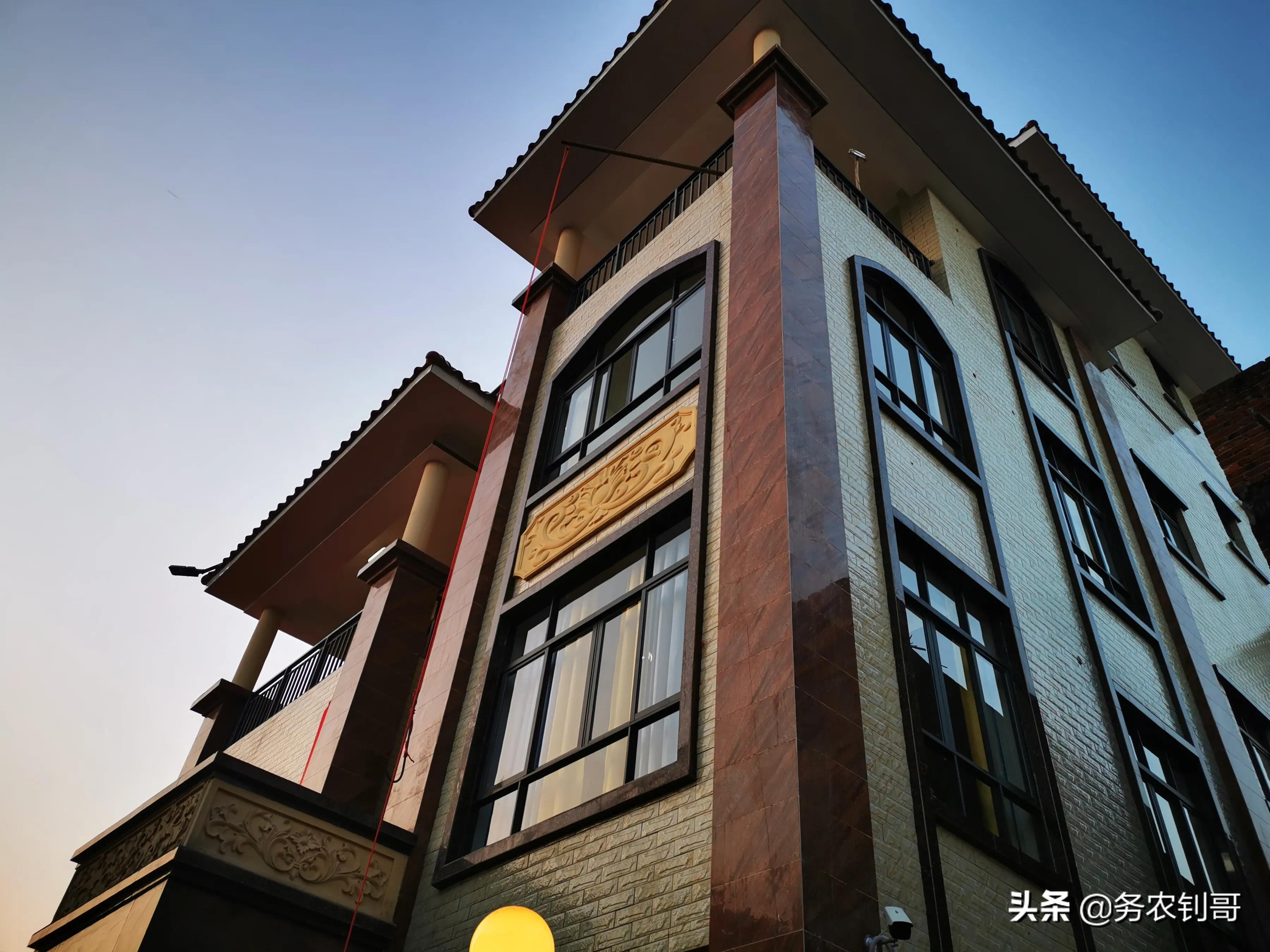 装修房请设计师要多少钱-自己装修，请设计师画图，这样靠谱吗？