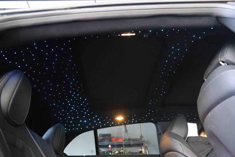 天棚吊顶材料有哪些-汽车内饰顶棚什么材质的好？