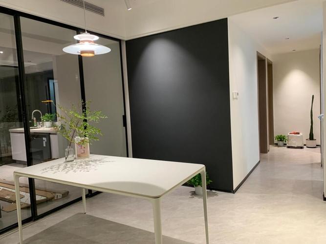 装修墙上画画图片大全-在家里的墙上画画用什么笔好？