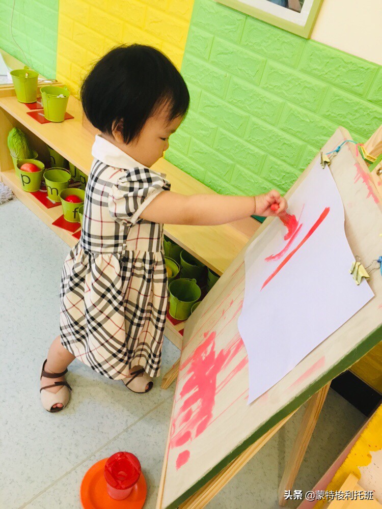 装修墙上画画图片大全-在家里的墙上画画用什么笔好？