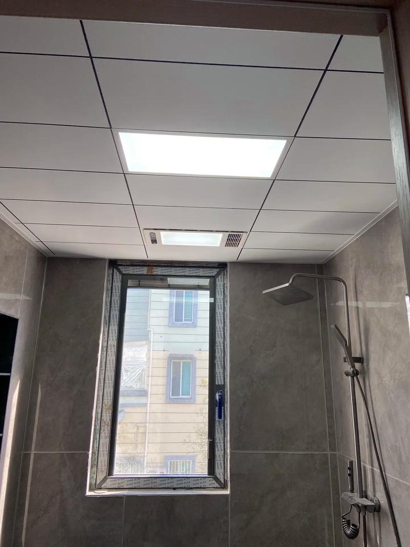 卫生间装修吊顶效果图-卫生间为什么一定要做吊顶？可不可以不装呢？