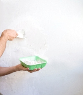 墙面装饰材料最便宜的-墙面用什么装饰板最便宜？